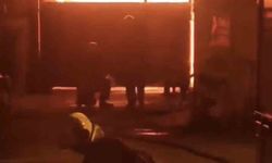Adana'da mobilya atölyesinde yangın çıktı