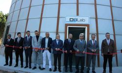 ADÜ'de dijital eğitim laboratuvarı açıldı