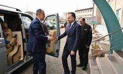 Ağrı Valisi Bozkurt'tan Erzurum'da yoğun temas trafiği