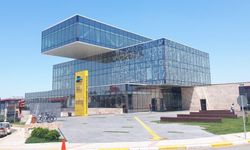 AK Parti Denizli İl Başkanı Subaşıoğlu: 'Biz yaptık, siz de yapın. Pamukkale'nin gençlerini kütüphanesiz bırakmayın'