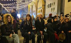 AK Parti İstanbul Milletvekili Derya Ayaydın'dan, gençlere milli futbolcuyla sürpriz ziyaret