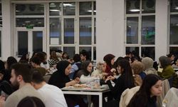 Anadolu Üniversitesi öğrencileri Kadir Gecesi'nde iftar sofrasında buluştu