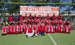Antalyaspor Diyarbakır Futbol Akademisinden çocuklara sağlık atölyesi