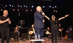 Atakum'da Edip Akbayram ve Volkan Konak anıldı