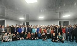 Aydın'da protokol ve öğrenciler 'İyilik Sofrası'nda bir araya geldi