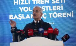 Bakan Uraloğlu: 'Türkiye'nin 225 kilometre hıza sahip milli elektrikli hızlı trenimizin yol testlerini bugün resmen başlatıyoruz'