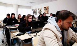 Bayburt Üniversitesi'nde 'Türkiye Siber Vatan Programı' eğitimi başladı
