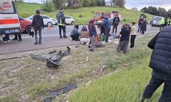 Bayram yolunda feci kaza: Otomobiller kafa kafaya çarpıştı, 7 kişi yaralandı