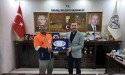 Belediye personeli haraketliyle yürekleri ısıttı