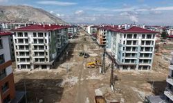 Büyükşehir, Elbistan Hacı Esat Efendi Caddesi'ni 30 milyonluk yatırımla yeniliyor