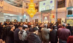 Çermik'te Kadir gecesi dualarla idrak edildi