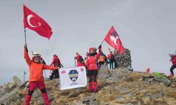 Demircili dağcılar Kaz Dağlarına tırmandı