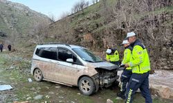 Derecik'te trafik kazası: 1 yaralı