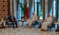 Dışişleri Bakanı Fidan, Katar Emiri Al Thani ile bir araya geldi