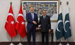 Dışişleri Bakanı Fidan, Pakistanlı mevkidaşı Dar ile görüştü