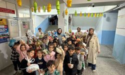 Diyarbakır'da minik öğrencilerden 'Bir Avuç İyilik' Projesi