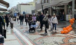 Edirne'de yağmura rağmen alışveriş yoğunluğu