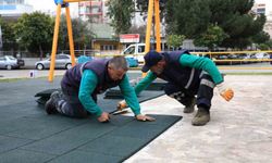 Efeler Belediyesi'nden parklarda bakım ve onarım çalışması