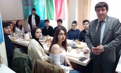 Eskişehir'de okuyan Türk dünyası öğrencileri kahvaltıda buluştu
