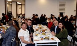 ESOGÜ Hastanesi'nde hastane personeli ve hasta yakınları iftarda bir araya geldi