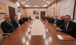 ETSO Başkanı Saim Özakalın ile ETSO yönetiminden Vali Aydın Baruş'a hayırlı olsun ziyareti