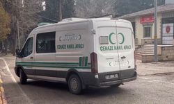 Forkliften düşen işçi, 7 günlük hayatta kalma mücadelesini kaybetti