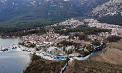 Geleneksel Akyaka mimarisi ile yapılan konaklama tesisleri kapanmaktan kurtuldu