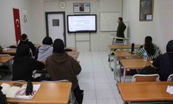 Haliliye'de gençler geleceğe eğitimle hazırlanıyor