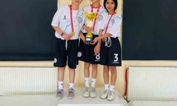 Hamur'da masa tenisi küçükler ilçe müsabakaları tamamlandı