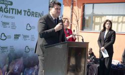 Havran'da 102 çiftçiye 2 bin 500 incir fidanı dağıtıldı