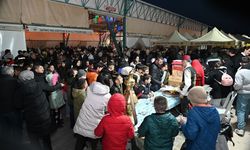 İnönü'de Kadir Gecesi'nde binlerce kişi iftar sofrasında buluştu