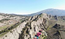 Kahramanmaraş'ta sivri ve keskin kayalar