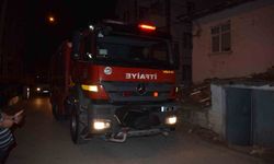 Karaman'da kömürlük yangını korkuttu