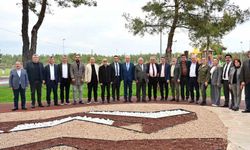 Kocagöz ile ortak akılla yönetilen Kepez'de hizmet turu