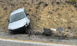 Kontrolden çıkan hafif ticari araç şarampole savruldu: 1 yaralı