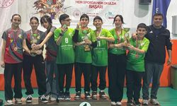 Köyceğiz Toparlar Ortaokulu Floor Curling'te İl birincisi oldu