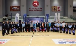 Küçükçekmece'de 2. Geleneksel Açık Masa Tenisi Turnuvası'nda 285 sporcu yarıştı