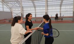 Kütahya'da 'Okullar Arası Gençler Tenis Müsabakaları' tamamlandı