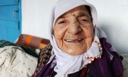 Kütahya'nın asırlık çınarı Dudu Teyze, iki devri birden yaşadı