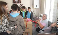 Minik öğrenciler engelli vatandaşın hayalini gerçekleştirdi