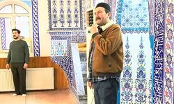 Müezzin 'Kâbe'de Hacılar' ilahisini okudu, öğrenciler eşlik etti