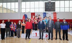 Niğde'de floor curlıng heyecanı yaşandı