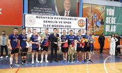 Nusaybin'de kurumlar arası voleybol turnuvası sona erdi