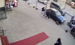 Park halindeki aracın kapısını açtı, motosikletli kurye çarptı