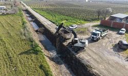 Saruhanlı'da dere temizliğiyle koku ve sinek sorunu bitecek