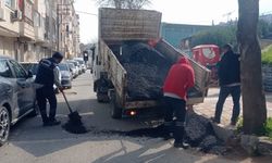 Şehzadeler'de bozulan yollar onarılıyor