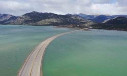 Sel suları altında kalan Antalya-Konya kara yolu yeniden ulaşıma açıldı