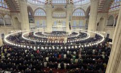 Selimiye Camii'nde restorasyon sonrası ilk bayram namazı kılındı