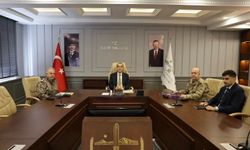 Sınır illerin valileri ile güvenlik toplantısı