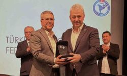 Türkiye Halk Oyunları Federasyonu Başkanı Hüseyin Güler EÜ'ye konuk oldu